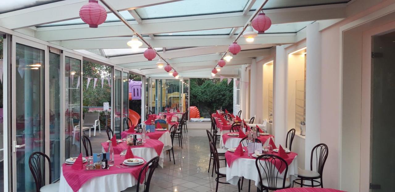 Hotel Felix Ρίμινι Εξωτερικό φωτογραφία