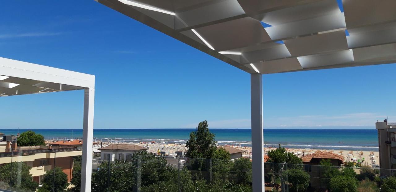 Hotel Felix Ρίμινι Εξωτερικό φωτογραφία