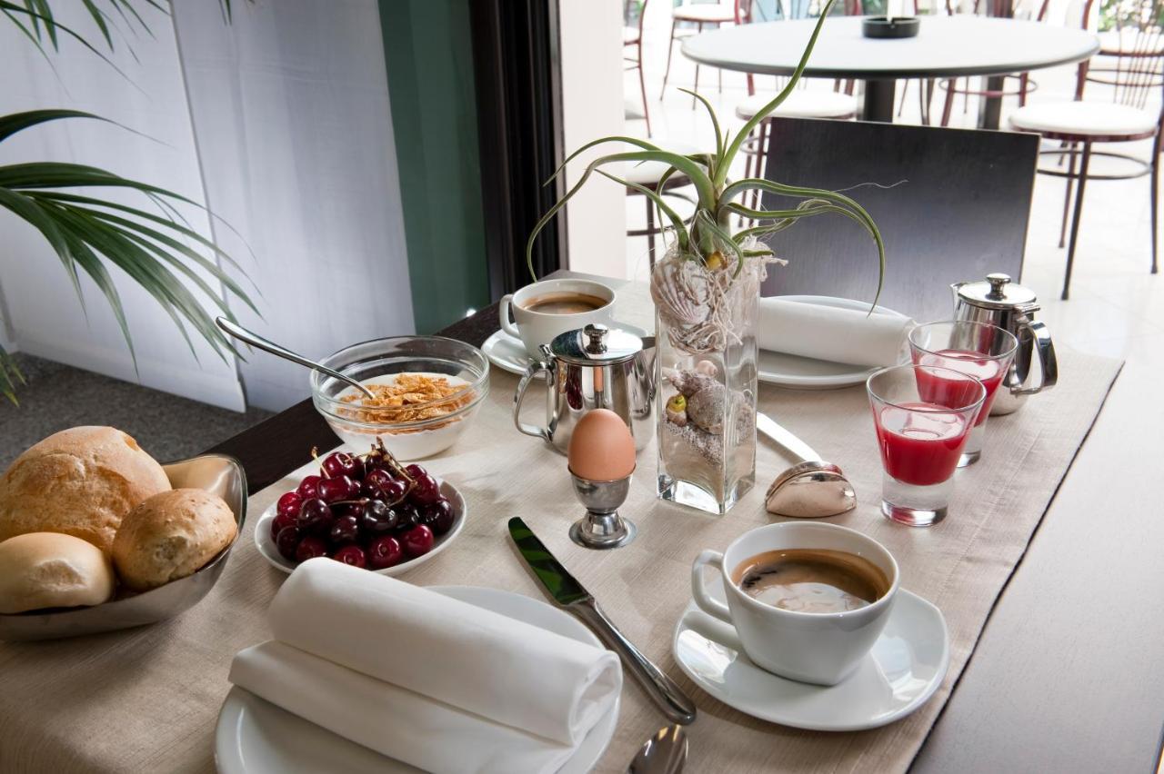 Hotel Felix Ρίμινι Εξωτερικό φωτογραφία